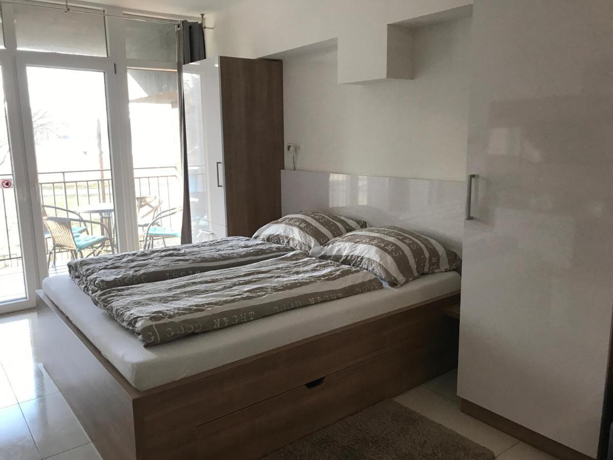 Apartmán Tisza Gyongye Apartmanhaz Segedín Exteriér fotografie