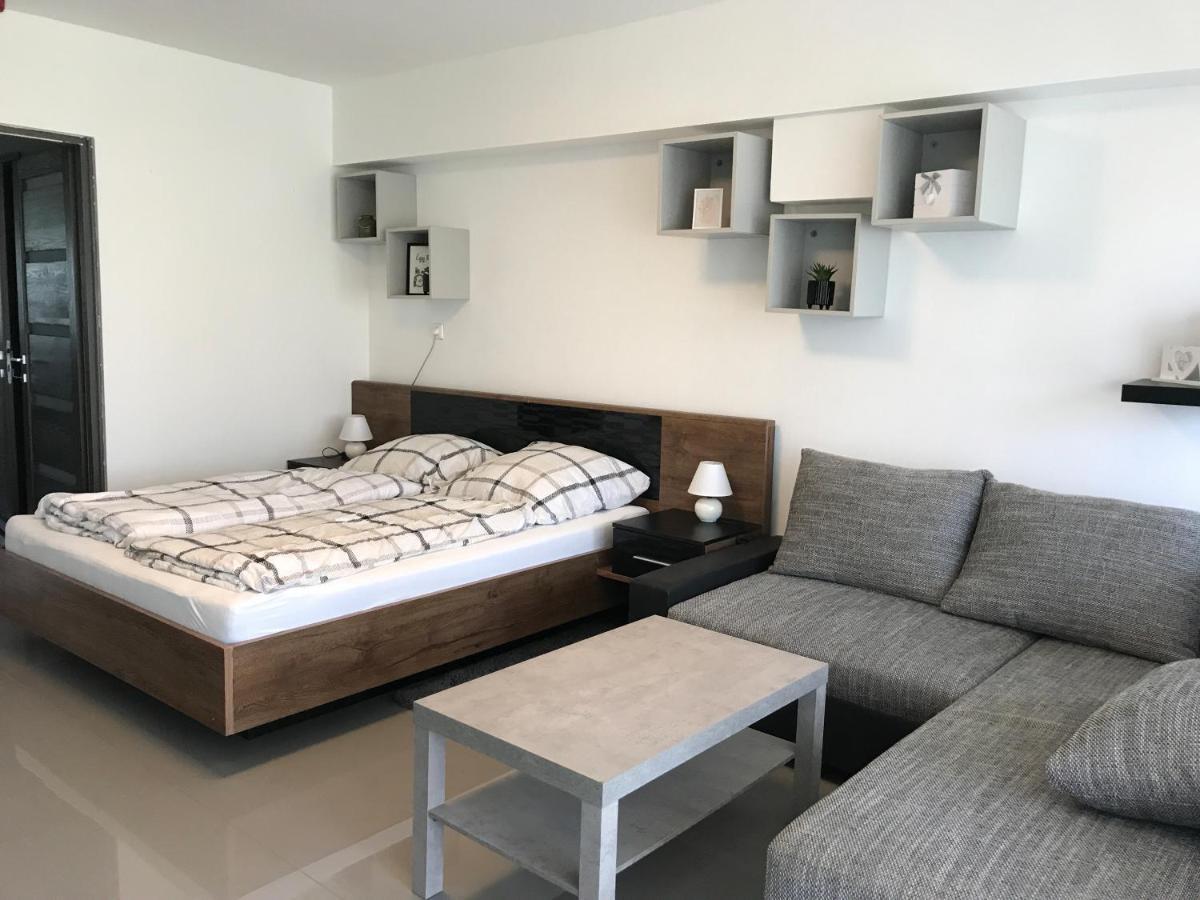 Apartmán Tisza Gyongye Apartmanhaz Segedín Exteriér fotografie