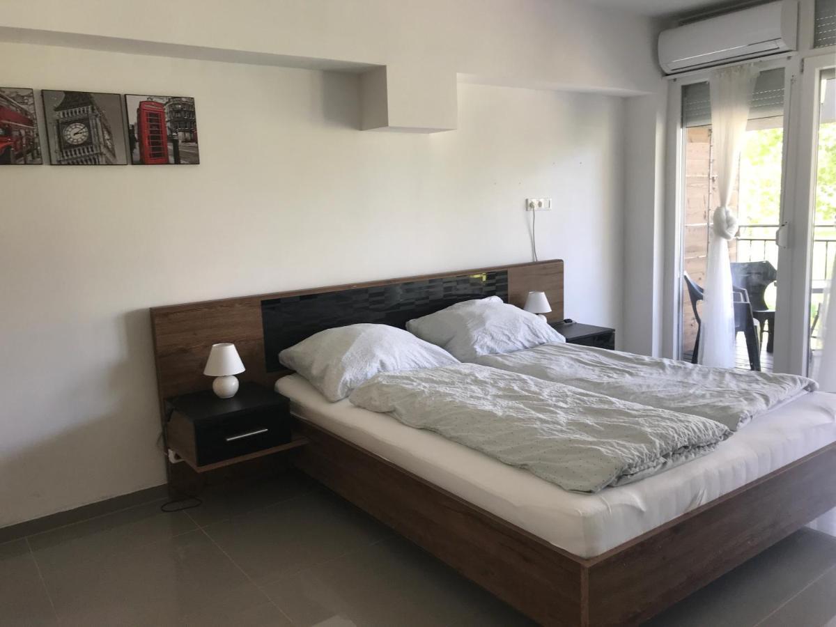 Apartmán Tisza Gyongye Apartmanhaz Segedín Exteriér fotografie