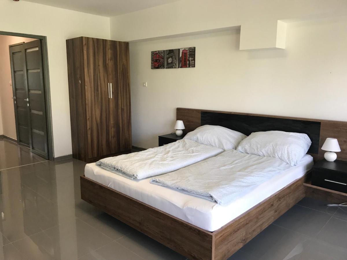 Apartmán Tisza Gyongye Apartmanhaz Segedín Exteriér fotografie